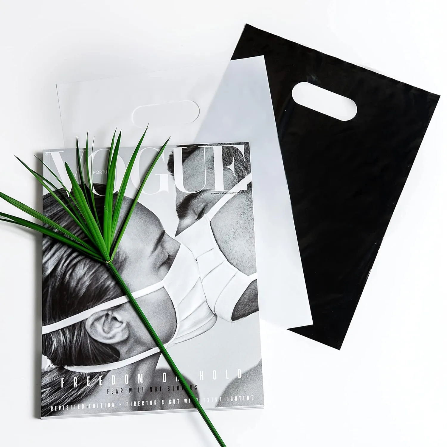 200 Black & White Bags for Small Business 100 Black and 100 White 1.5Mil Thick 9"x12" Perfect for Merchandise Retail And Boutique Thick Glossy With Handles