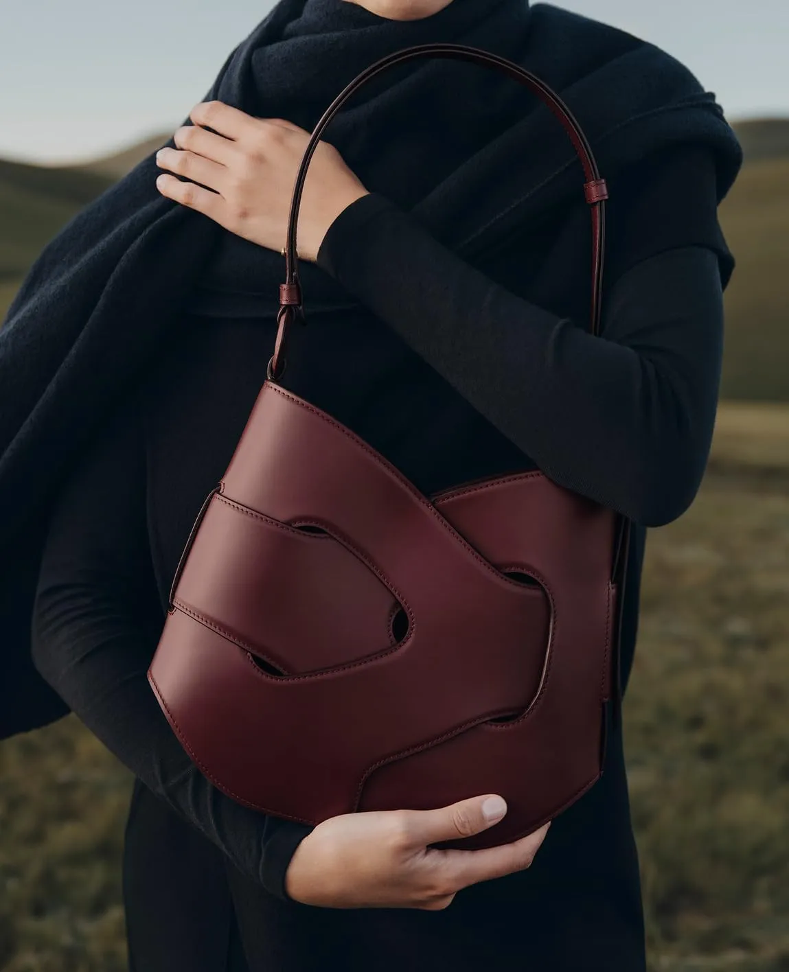 2025 Tote Bag Shoulder Purse for Women Trendy Commuter Shoulder Bag Vegan Leather Tote Purse Satchel PU Underarm Handbags