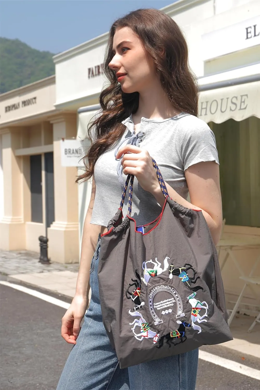 Ball&Chain Stylish Women's Reusable Shopping Bag for Leisure, Travel, and Beach Trips