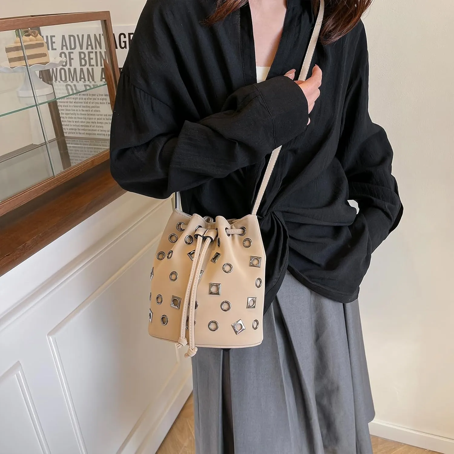 Bucket Bags for Women, Studded Purse Mini Leather Hobo Bag Y2K Trendy Studded Crossbody Bucket Handbags