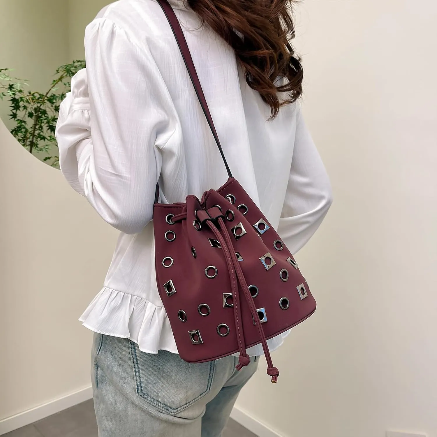 Bucket Bags for Women, Studded Purse Mini Leather Hobo Bag Y2K Trendy Studded Crossbody Bucket Handbags