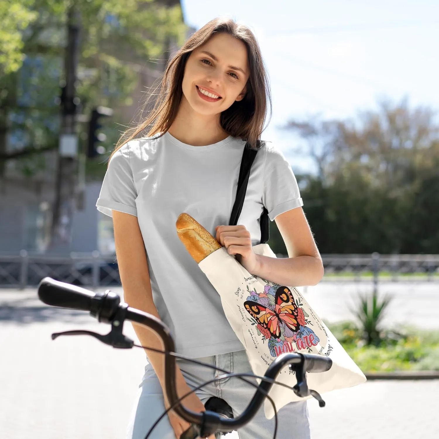 Canvas Tote Bag Aesthetic for Women, Cute Tote Bag with Zipper Pocket, Heavy Duty Reusable Shopping Bags for Grocery