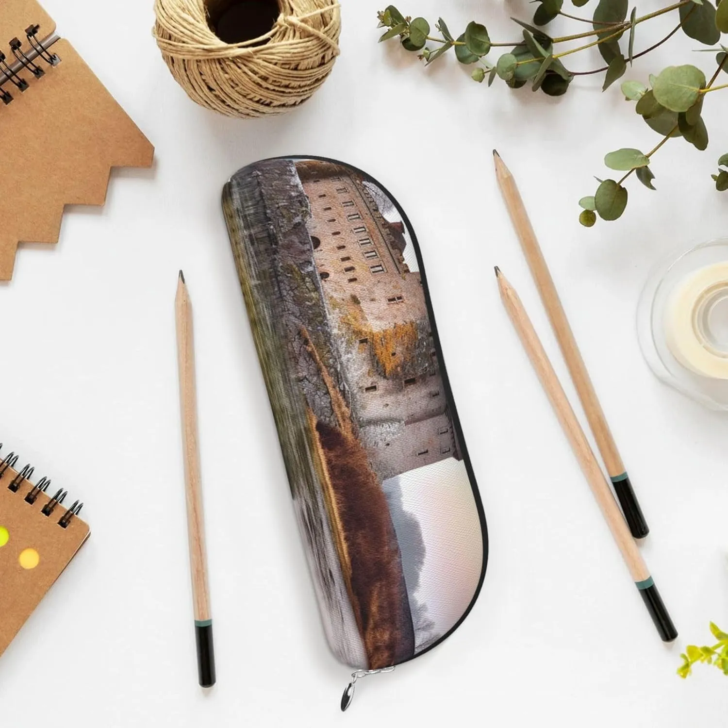 Castle Near Lake Stones Makeup Bag for Women Men Large Pencil Case Aesthetic Pencil Pouch Coin Pouch Leather Cosmetic Bag with Zipper Office Organizer Travel Essentials