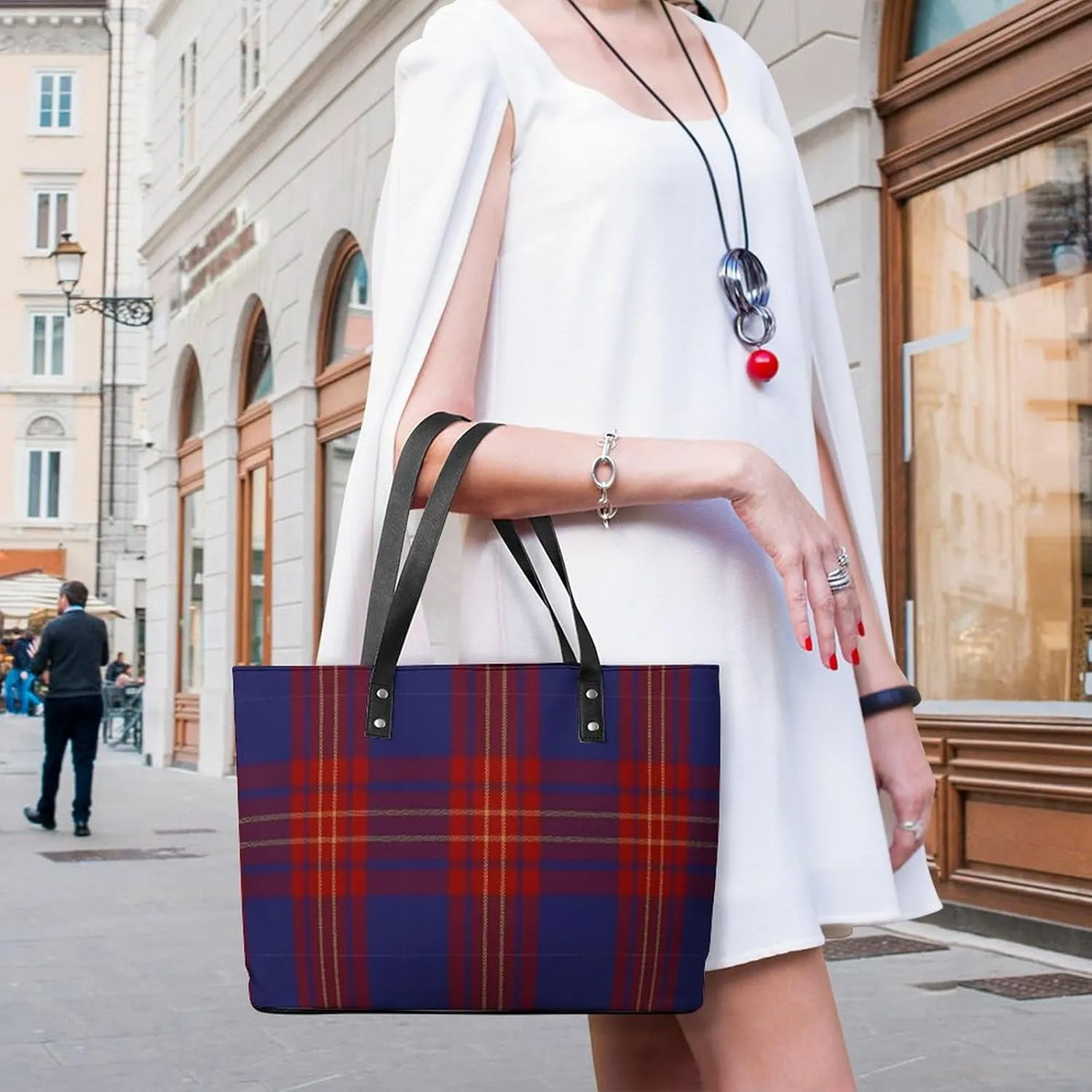 Checkered Black And White Large Capacity Portable Leather Handbag