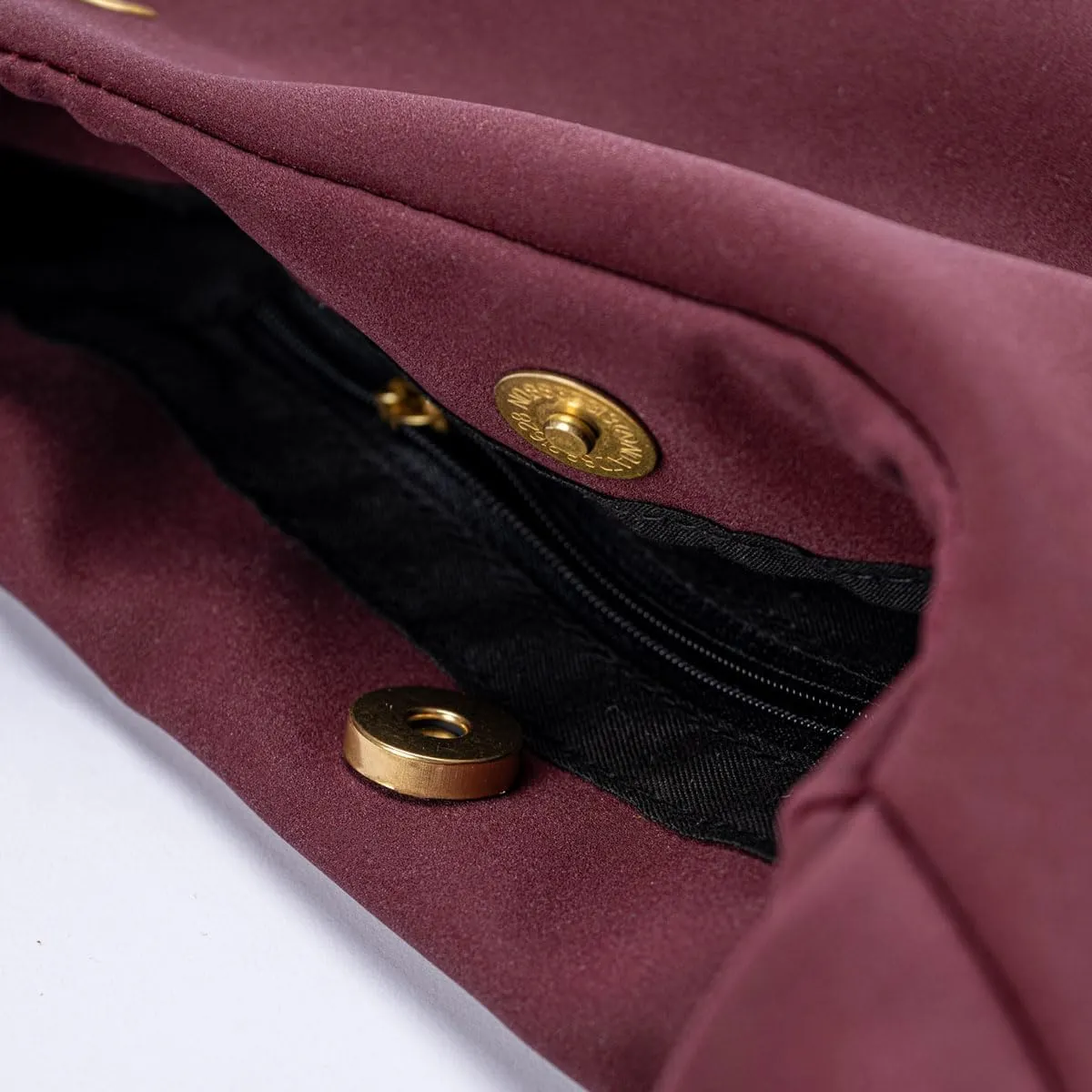 Chic Rivet Studded Suede Crescent Shoulder Bags for Women Small Underarm Handbag Satchels Party Clutch