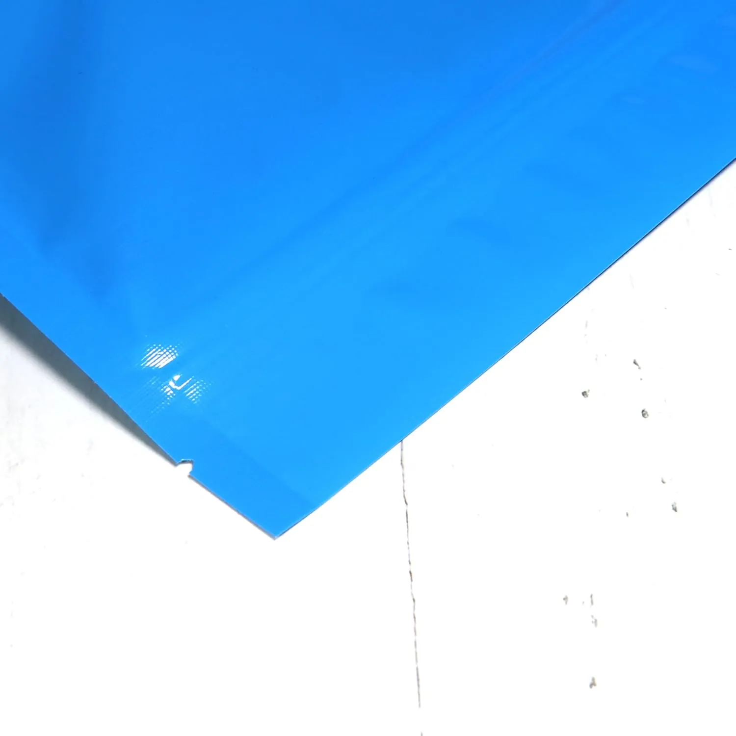 Double-Sided Matte/Glossy Color with Clear Round Window Stand-Up Pouch (100 Bags/Pack) (3.3" x 5.5", Glossy Blue)