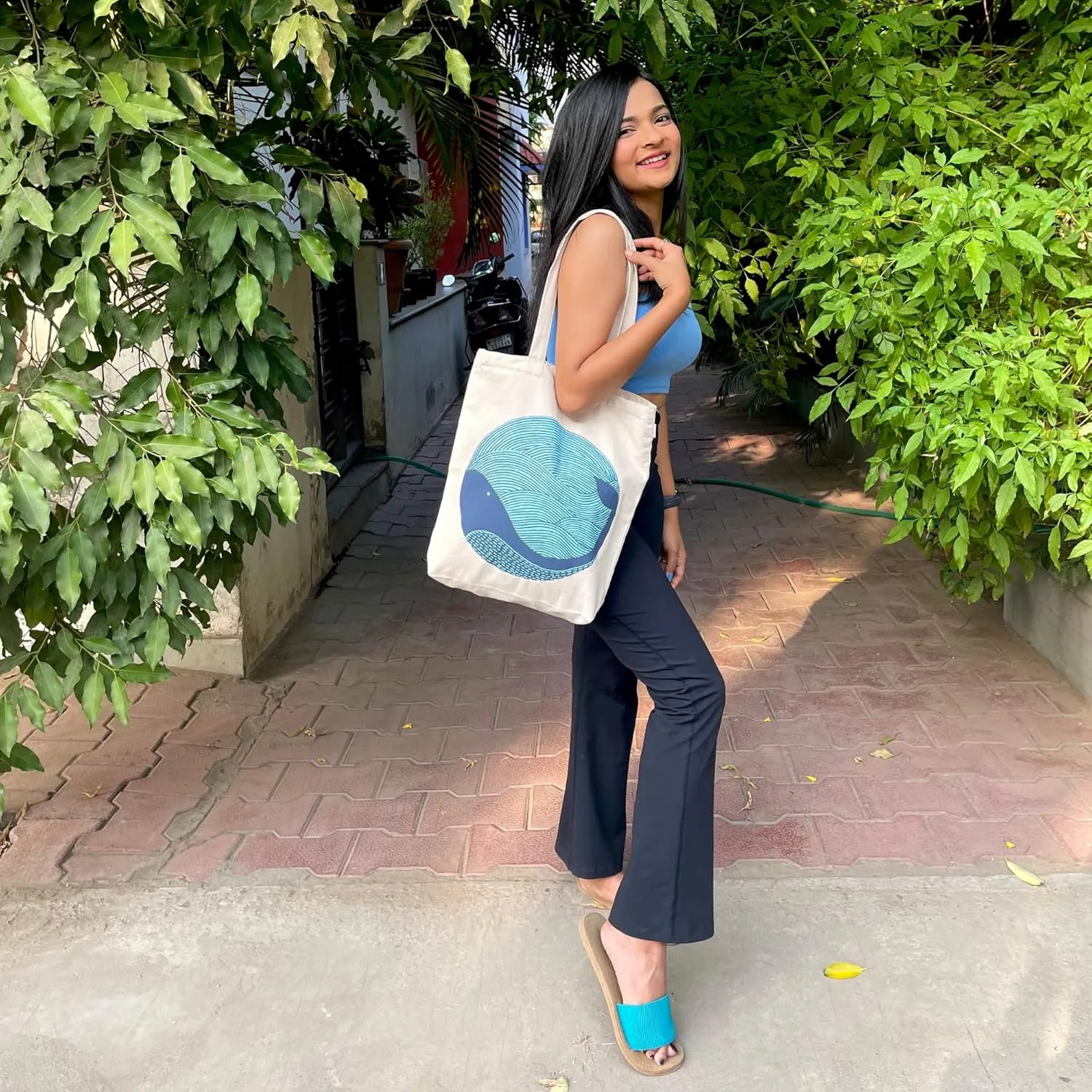 Ecoright Tote Bag for Women with Zipper, Small Tote Bag, Canvas Bag, Reusable Cotton Bag for Beach, Grocery, School & Work