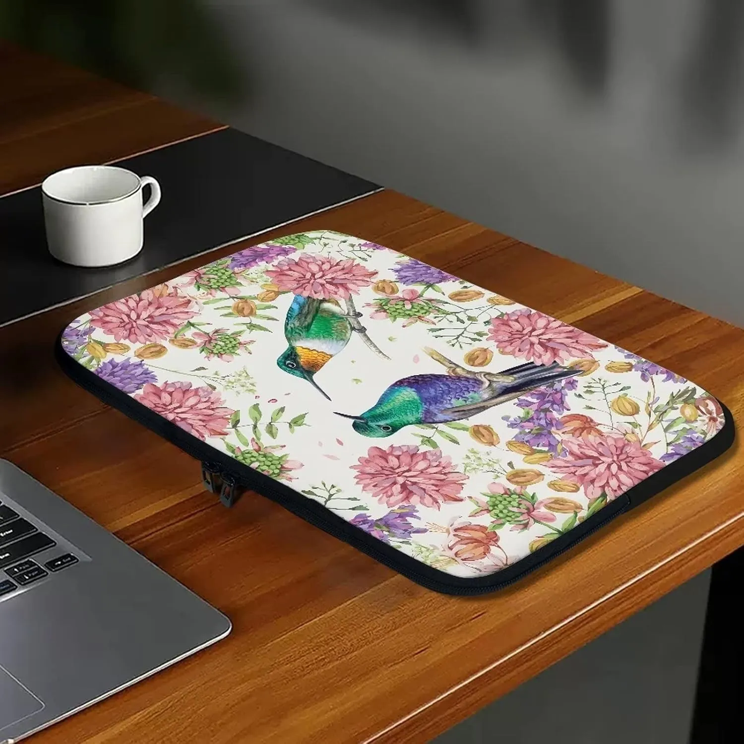 Gomyblomy Hummingbirds & Flowers Women's Durable Shockproof Computer Bag, Portable Dustproof Briefcase, Lightweight Laptop Protective Pouch for 15 Inch Computers