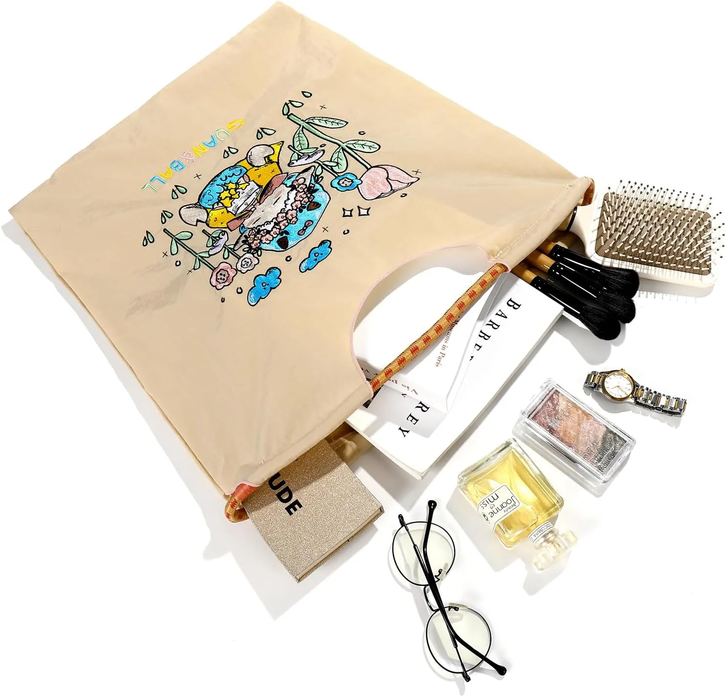 Guan&Ball Lady Tote bag, a lamb embroidered nylon bag, is the perfect companion for shopping and travel