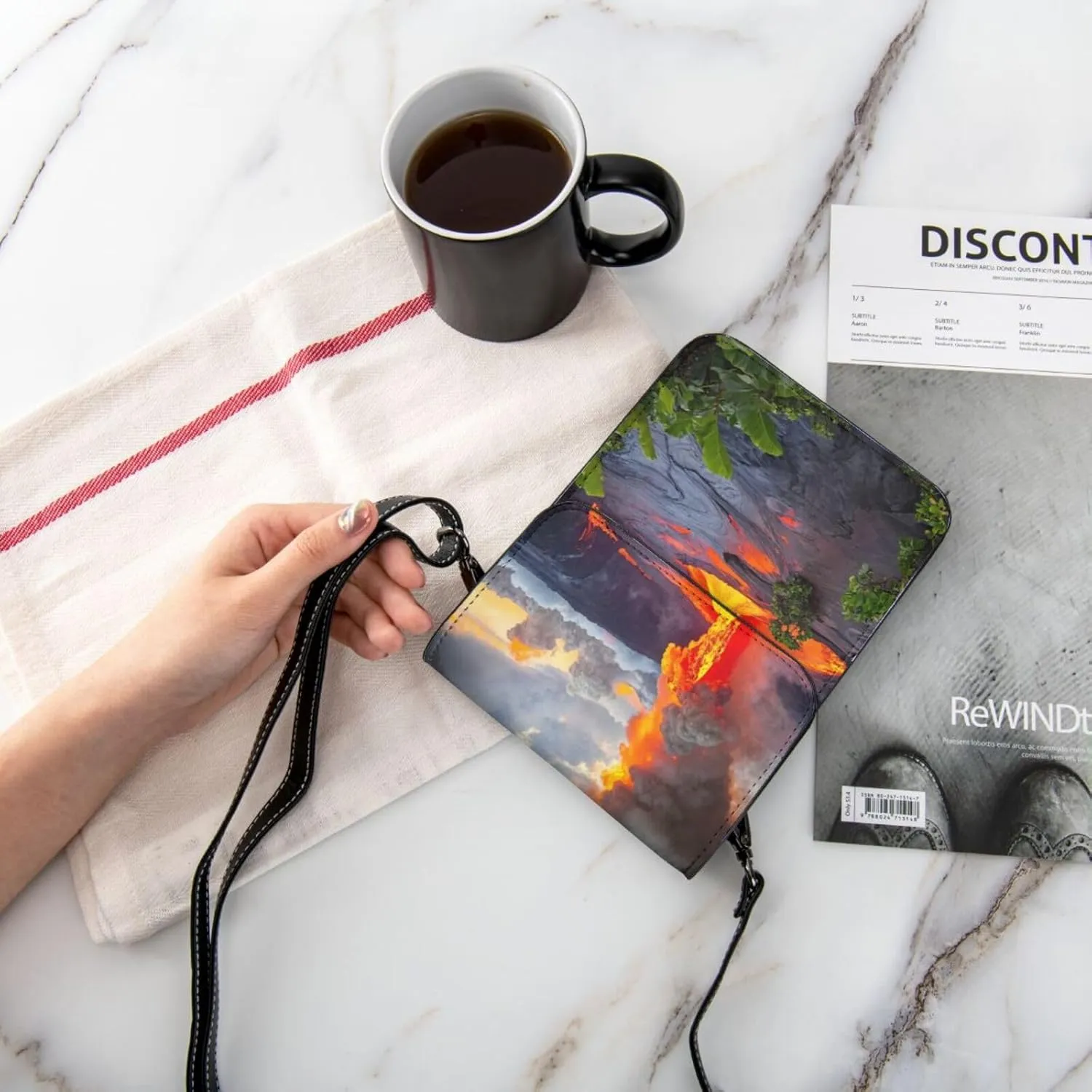 Kilauea Volcanos Print Small Crossbody Bags Women Card Slots Shoulder Bag Purse Leather Flip Phone Wallet