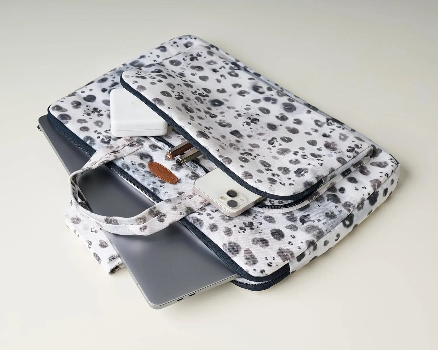 Maison d'Hermine Laptop bag with front pocket Stain and water repellent Cotton canvas