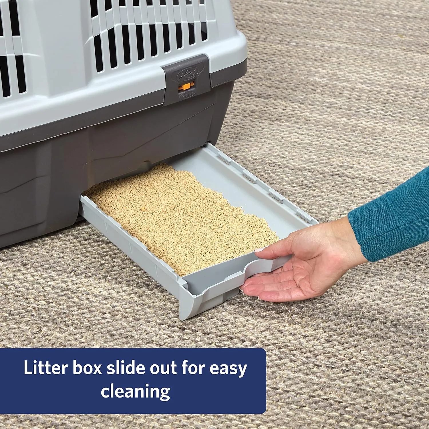 Midwest Homes for Pets Skudo 24” Plastic Cat Carrier with Integrated Litter pan