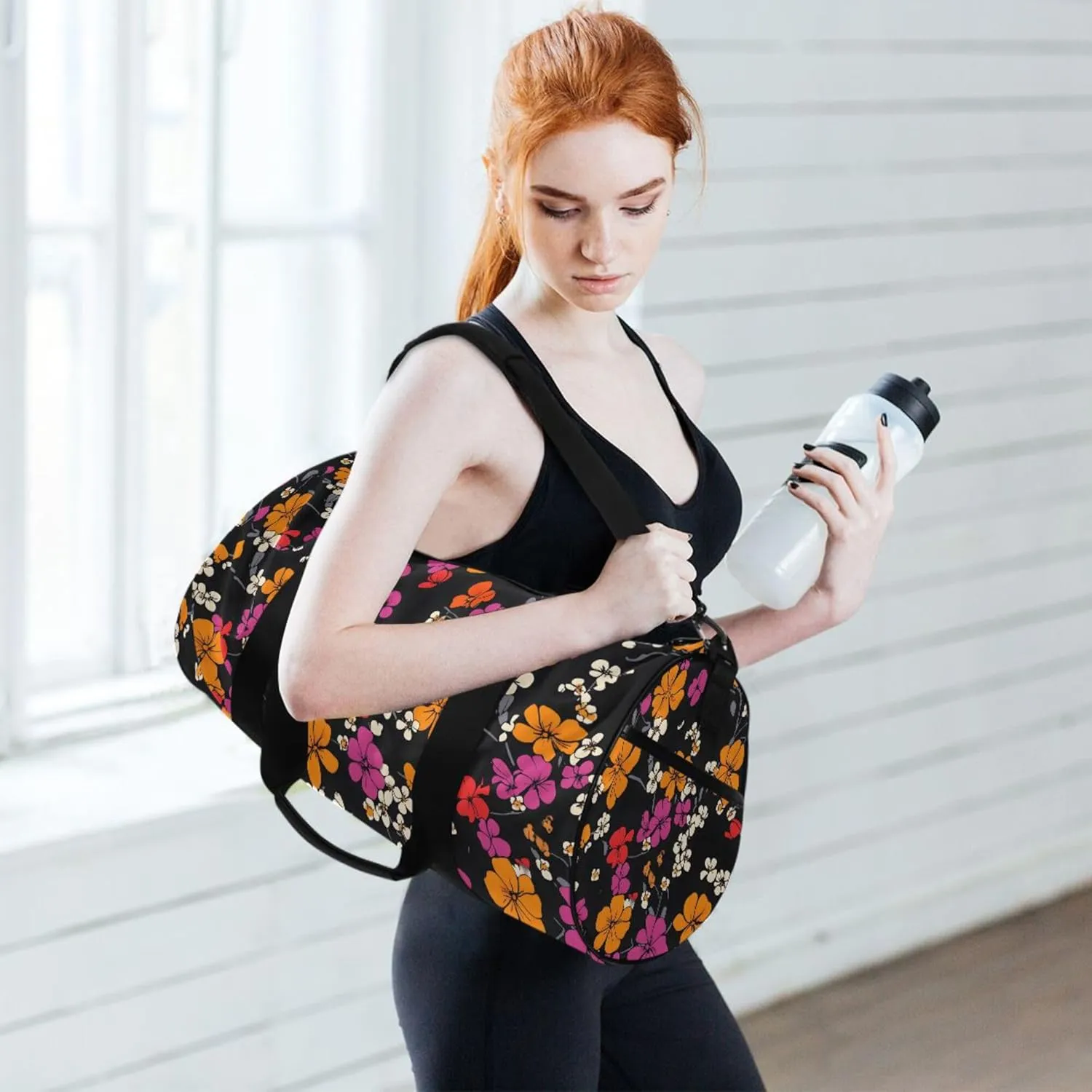 MNSRUU Sports Duffel Bags, White Pink Yellow Flowers Athletic Gym Bag Overnight Workout Travel Tote Luggage for Men Women Yoga