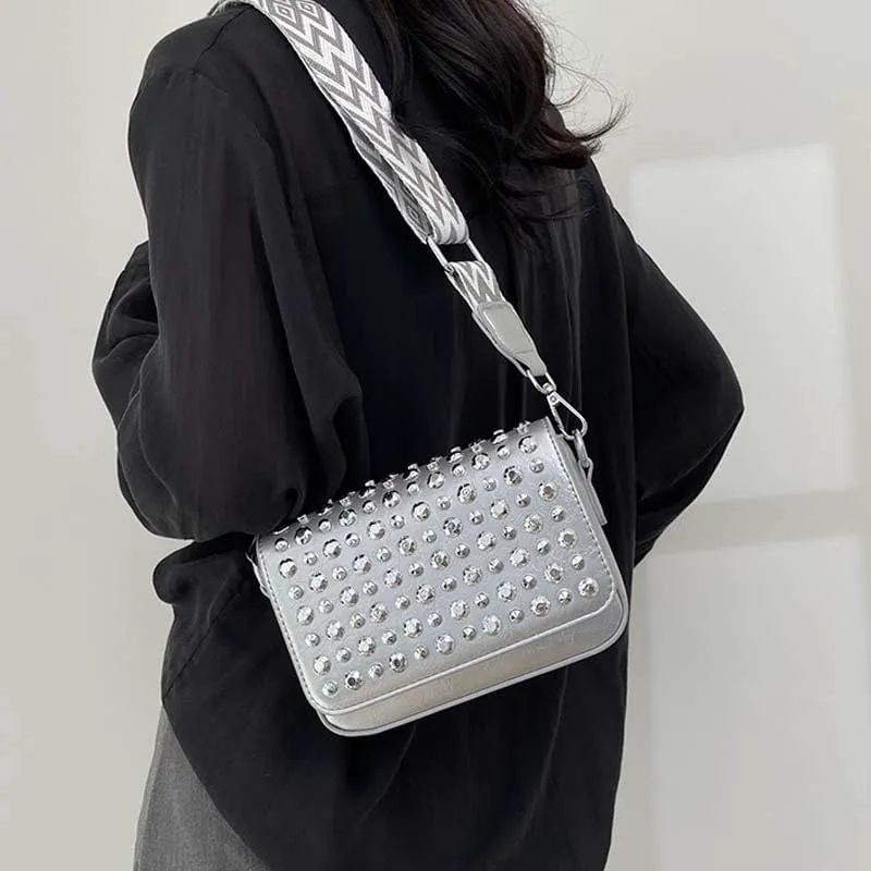 Molodo Studded Shoulder Bag for Women Trendy PU Leather Crossbody Bag Punk Handbag Purses Retro Small Shoulder Handbag