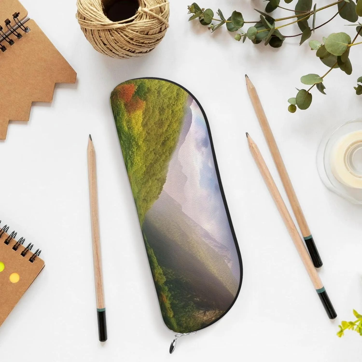 Mountain Valley with Rainbow Makeup Bag for Women Men Large Pencil Case Aesthetic Pencil Pouch Coin Pouch Leather Cosmetic Bag with Zipper Office Organizer Travel Essentials