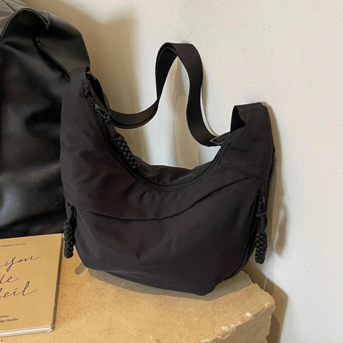 Nylon Crossbody Bags for Women Nylon Crescent Bag Casual Slouchy Shoulder Bags Dumpling Bag with Multi-Pockets