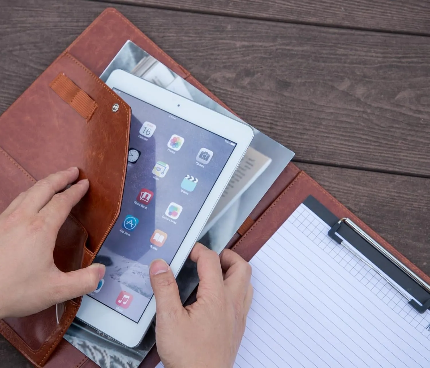 Padfolio Portfolio Leather Binder, Interview Legal Document Organizer, Padfolio Clipboard Folder, Business Card Holder Included 2pcs Letter Sized Writing Pad (Brown)