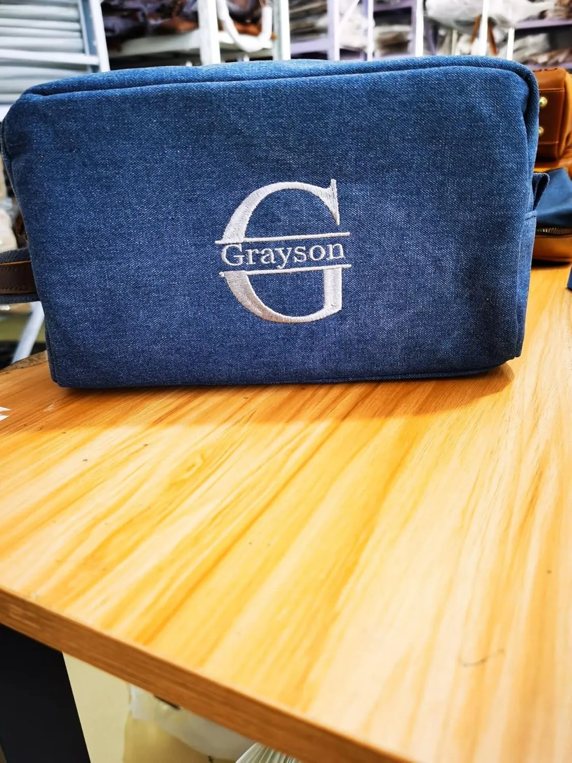Personalized Toiletry Bags with Name & Title, Custom Dopp Kit, Embroidered Travel Toiletry Bag for Men & Women, 7 Thread Colors, Wedding Gifts for Groomsmen Proposal (Single, Split Monogram)