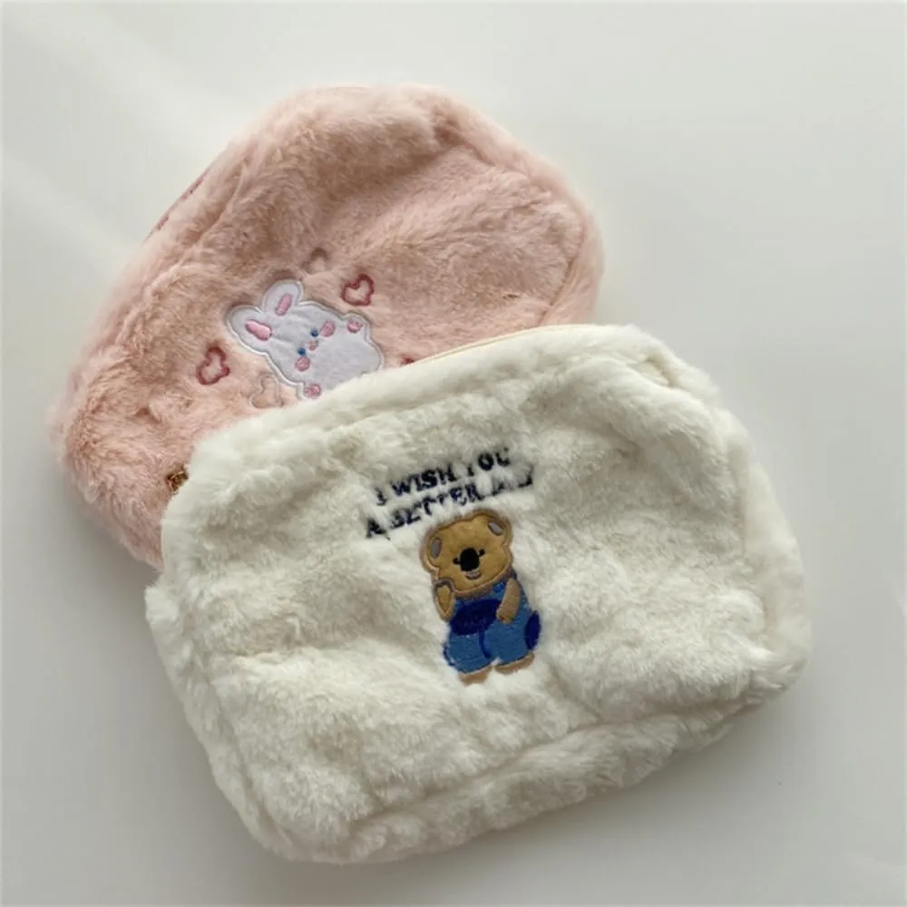 Plush Makeup Bag Fuzzy Cosmetic Bags Travel Cosmetics Cute Bear Portable Storage Toiletry Bag Large Capacity Embroidered Bag (beige)