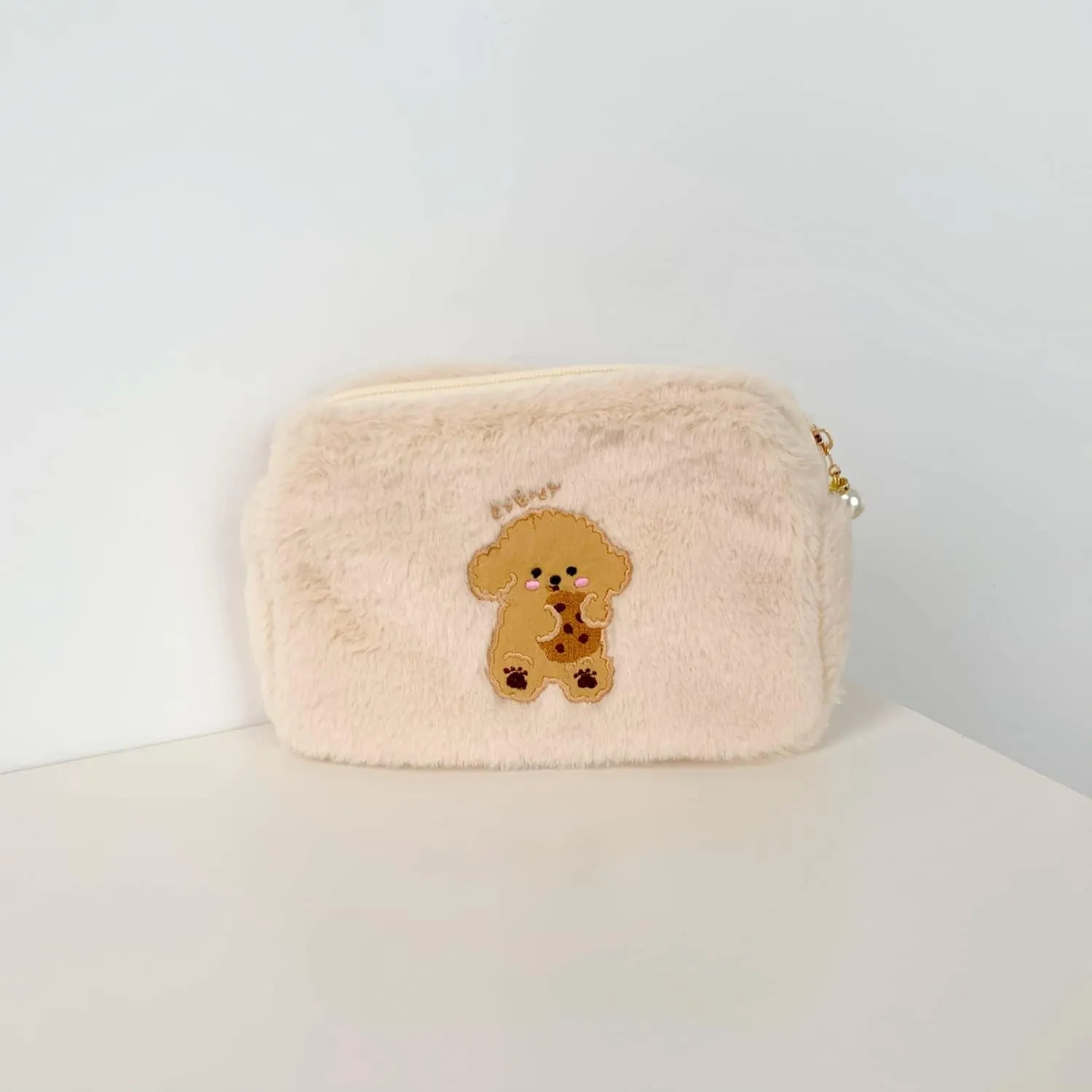Plush Makeup Bag Fuzzy Cosmetic Bags Travel Cosmetics Cute Bear Portable Storage Toiletry Bag Large Capacity Embroidered Bag (brown)