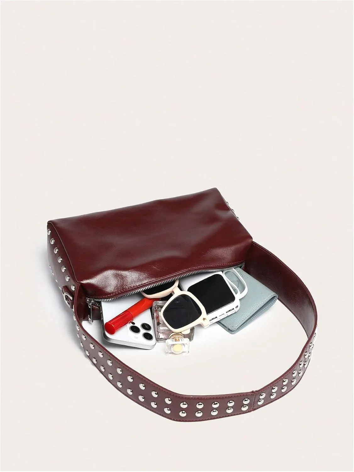 QWINEE Women's Studded Shoulder Handbags Vintage PU Leather Underarm Bags Zipper Y2k Handbag Purse