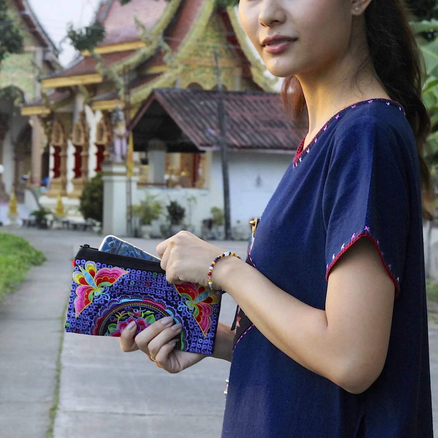 Sabai Jai - Smartphone Wristlet Bag - Handmade Embroidered Boho Clutch Wallets Purses