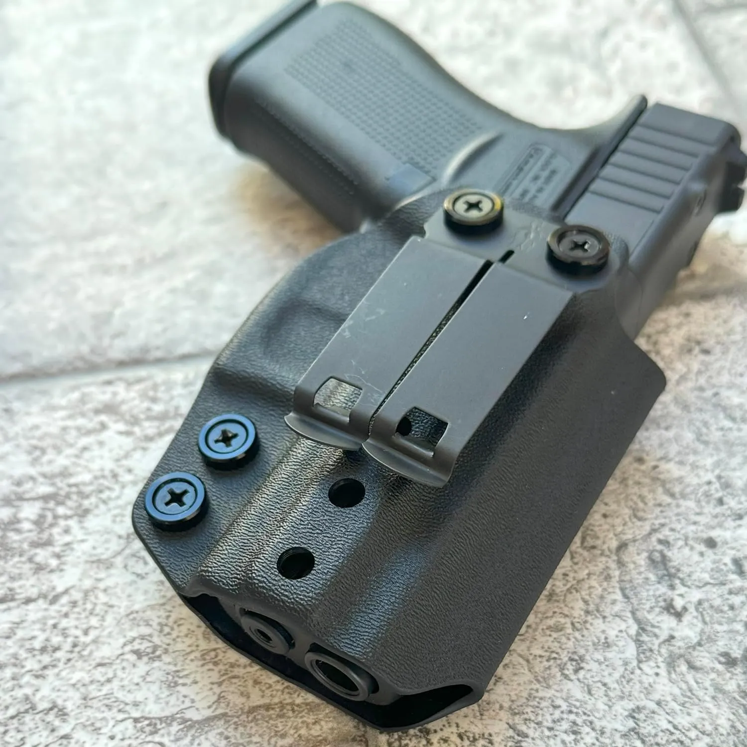 Shadow Systems CR920 Holster :: Made in USA :: IWB Holster for Shadow Systems CR920 :: Veteran Owned Company :: Veteran Owned Company :: Over 60 Color Options