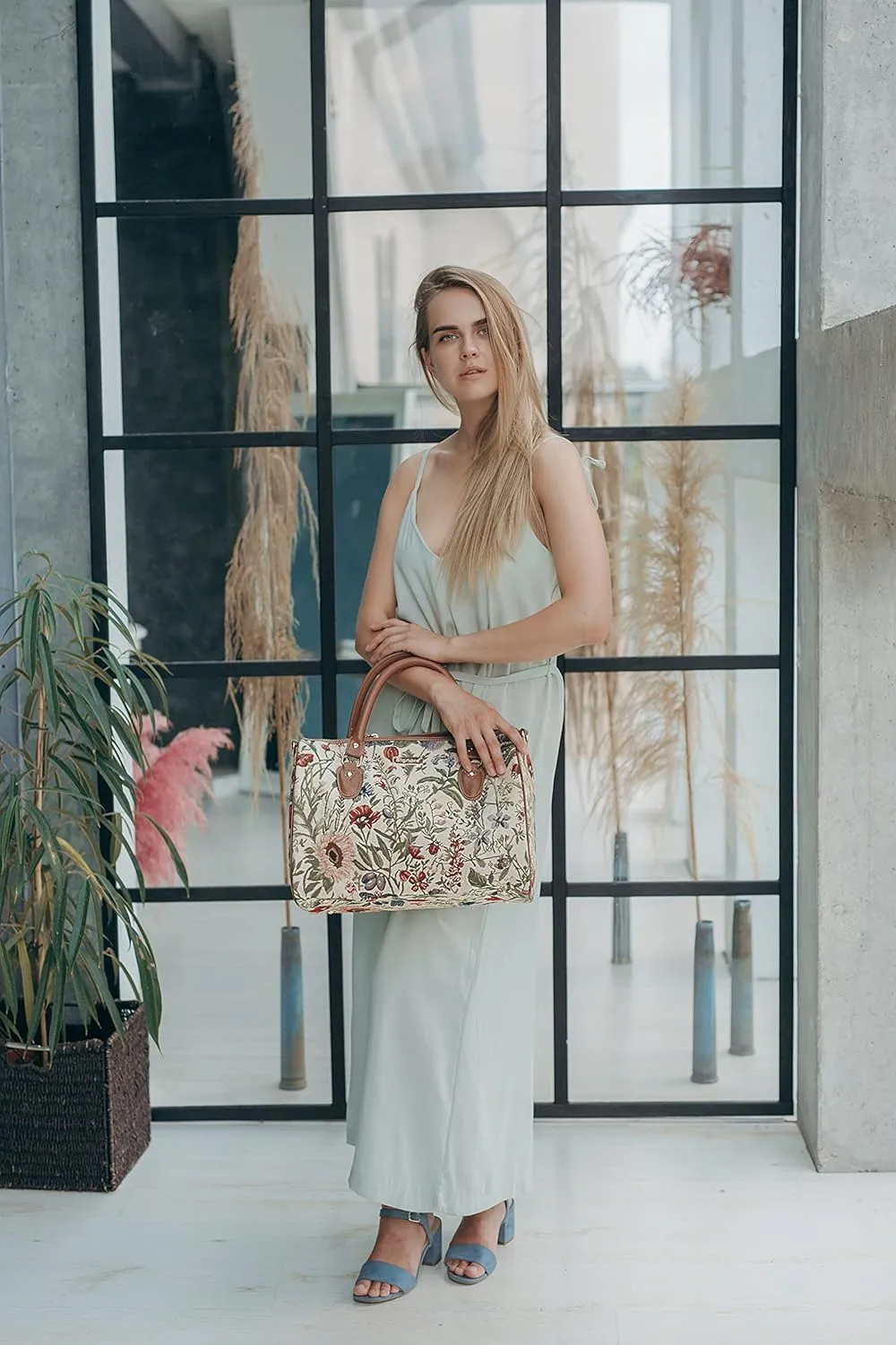 Signare Tapestry Duffle Bag Overnight Bags Weekend Bag for Women with Sunflower Poppy Butterfly Dragonfly Design (TRAV-MGD)
