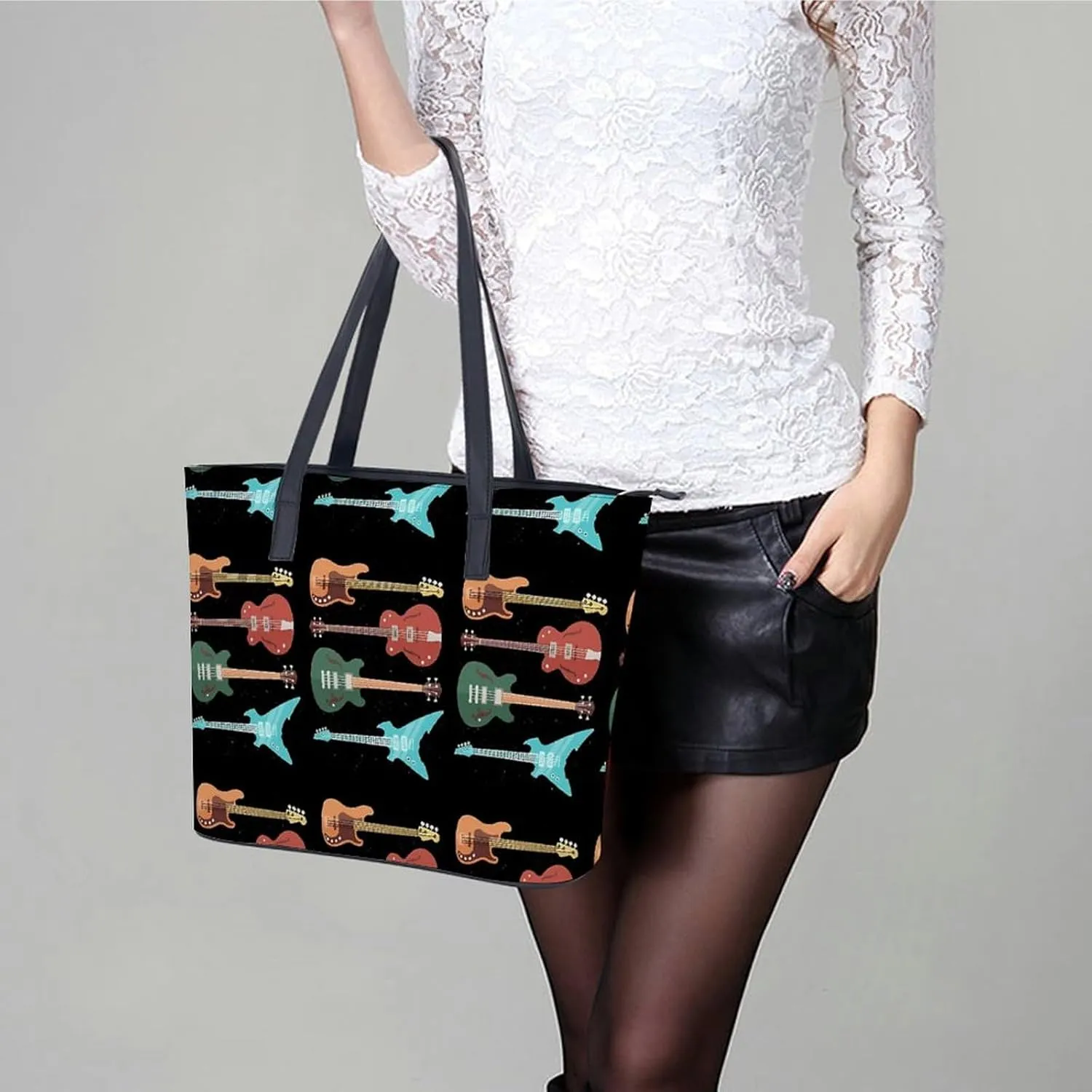 Southwest Canyons Diamon A Leather Handbag with Large Capacity And Portability