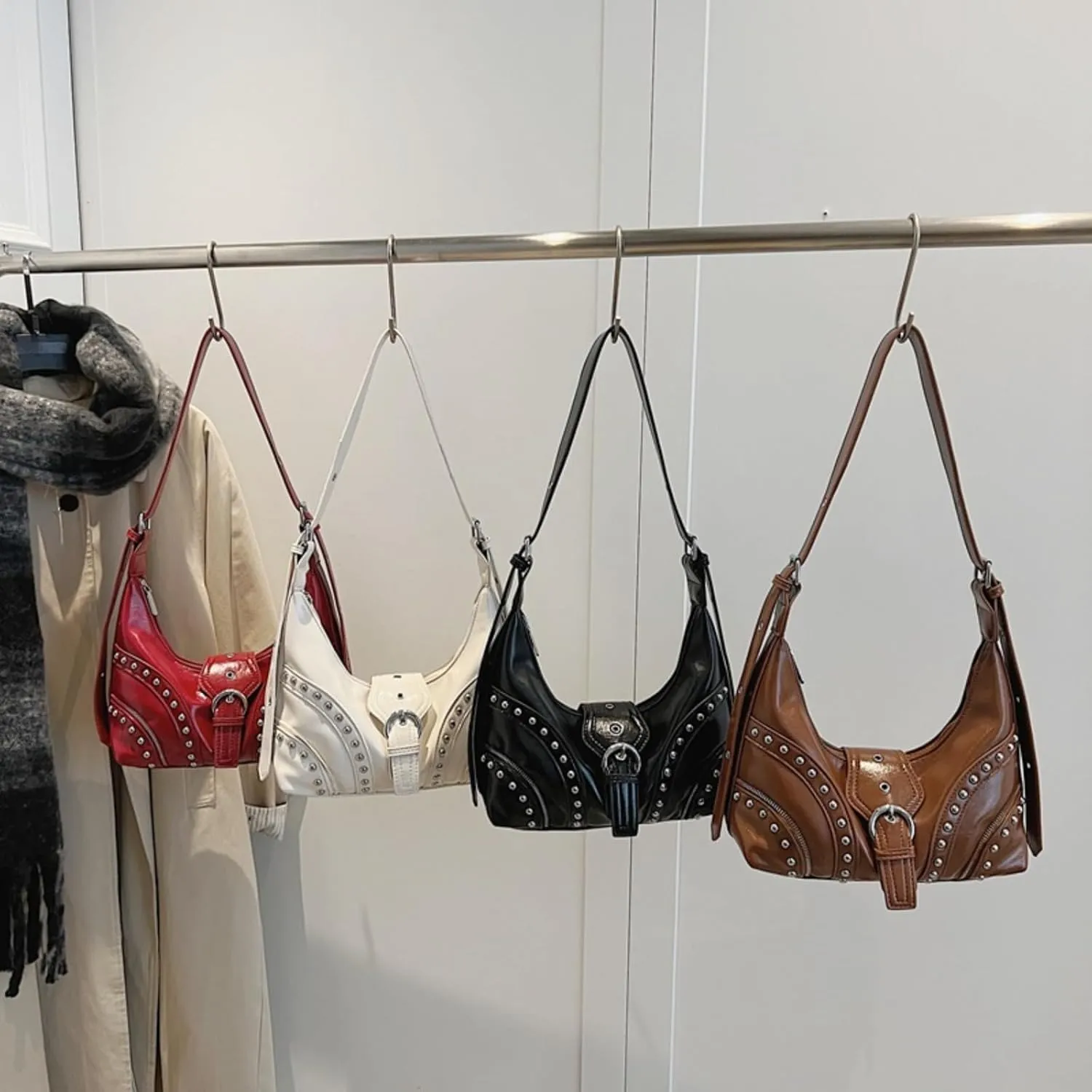 Studded Shoulder Bags Grunge Purse for Women Faux Leather Hobo Purse Y2k Dumpling Bag Summer 2000s Streetwear