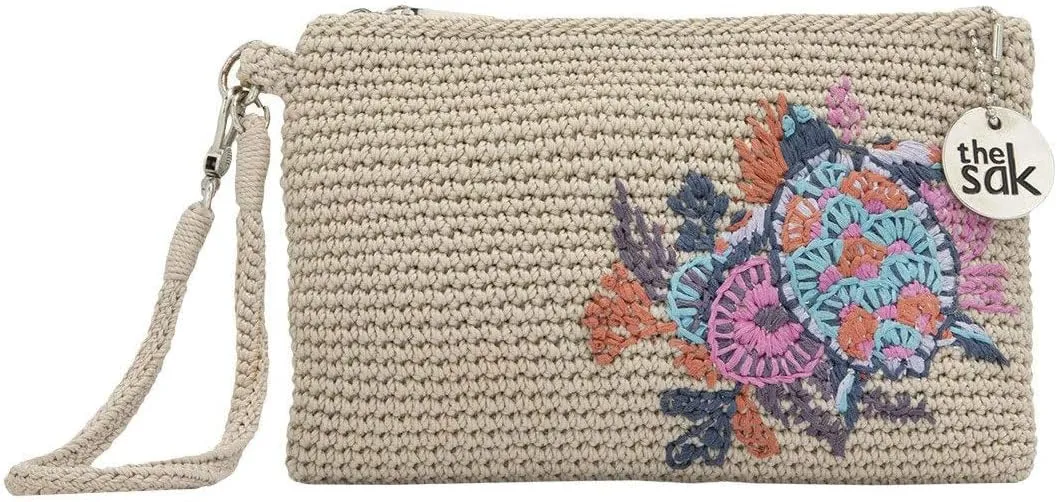 The Sak Resak Wristlet in Recycled Hand-Crochet, Detachable Wrist Strap, Ecru Seascape