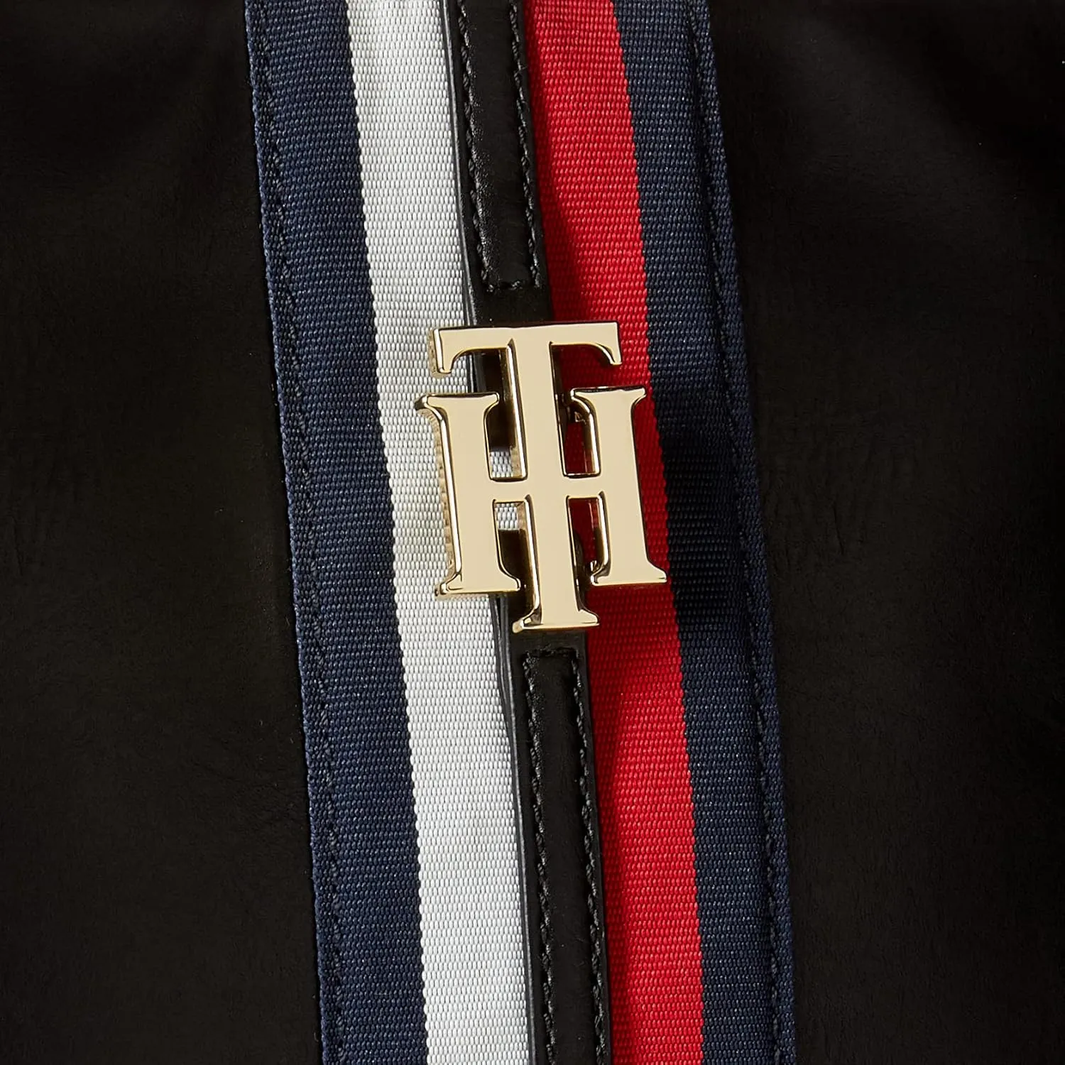 Tommy Hilfiger Women's Jaden Plus Crossbody