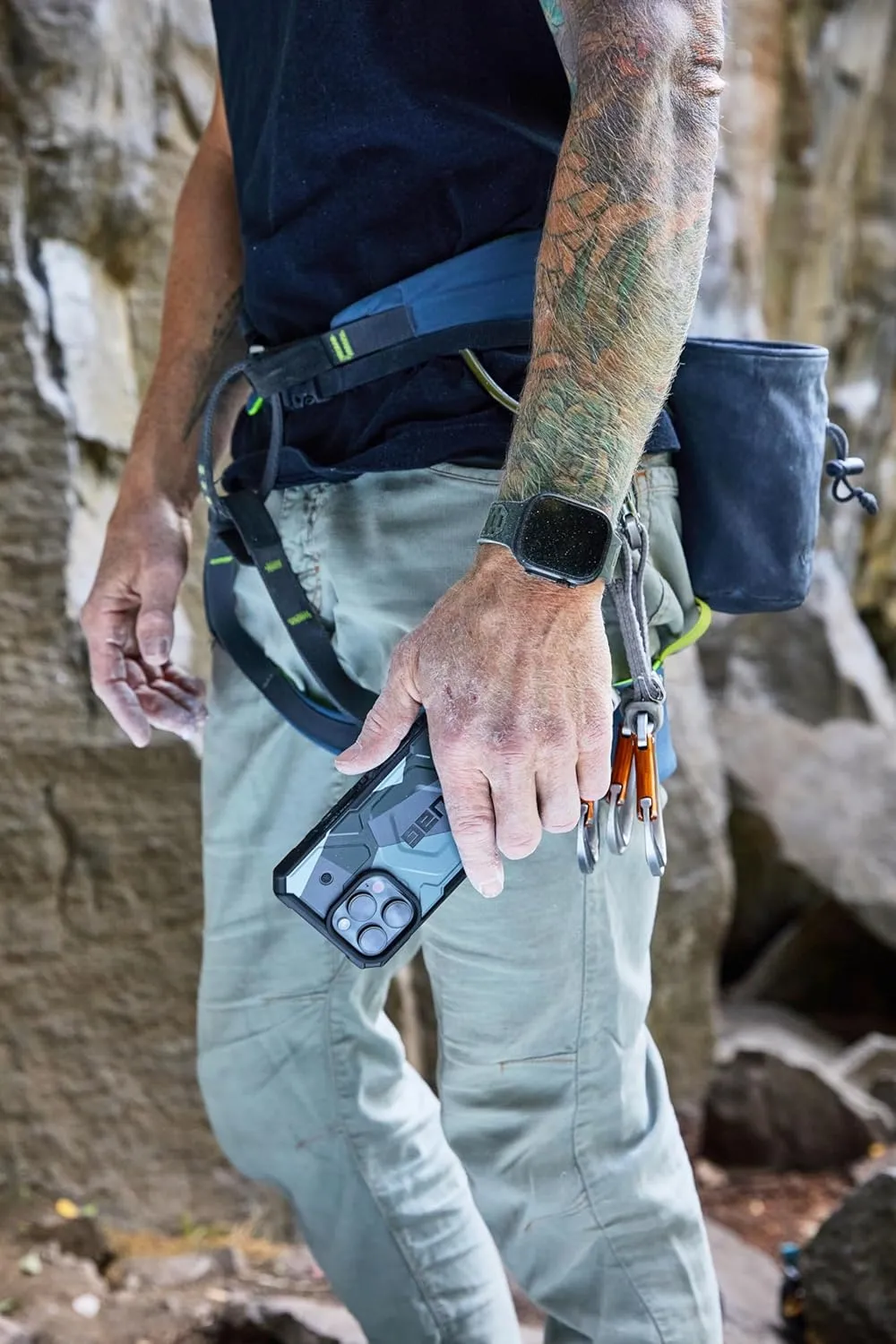 URBAN ARMOR GEAR UAG Designed for iPhone 16 Pro Case 6.3" Pathfinder SE - Compatible with MagSafe Charging Rugged Shockproof Anti-Slip Military Grade Protective Cover, Midnight Camo