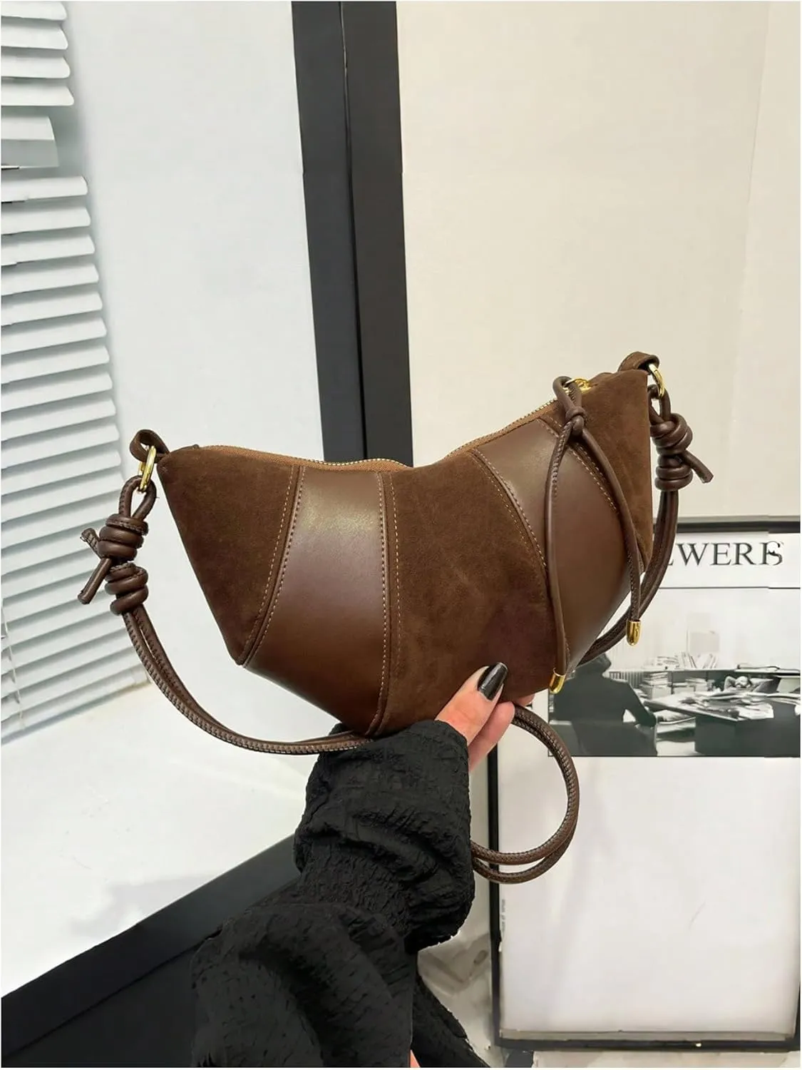 Verdusa Women's Ox Horn PU Leather Hobo Commute Zipper Top Vintage Plain Shoulder Bag