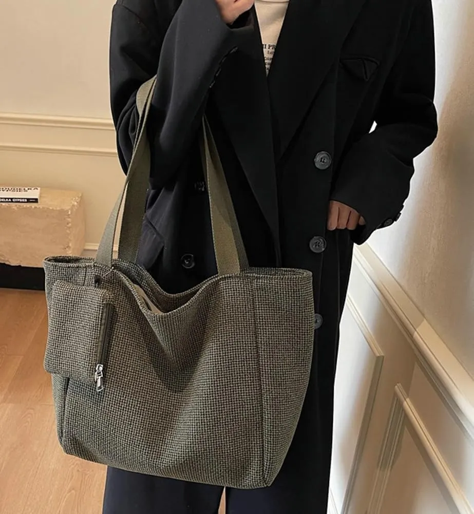 Vintage Durable Nylon Underarm Bag Small Zipper Pocket Shoulder Bag Commuter Outdoor Trip Tote Bags for Women 2025
