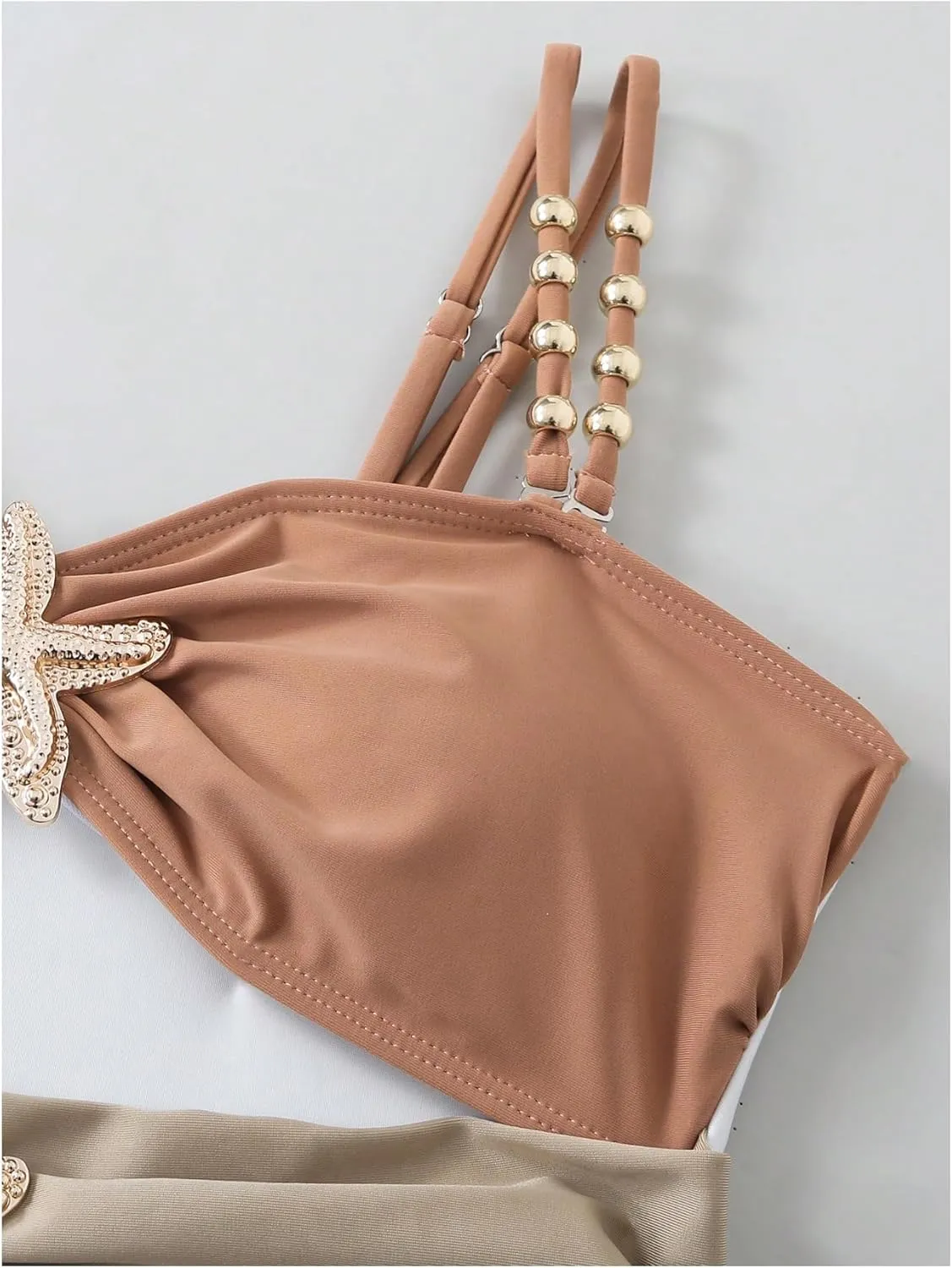 WDIRARA Women's Plus Size One Piece Cut Out Colorblock Swimsuit Ruched Swimwear Metal Bathing Suit