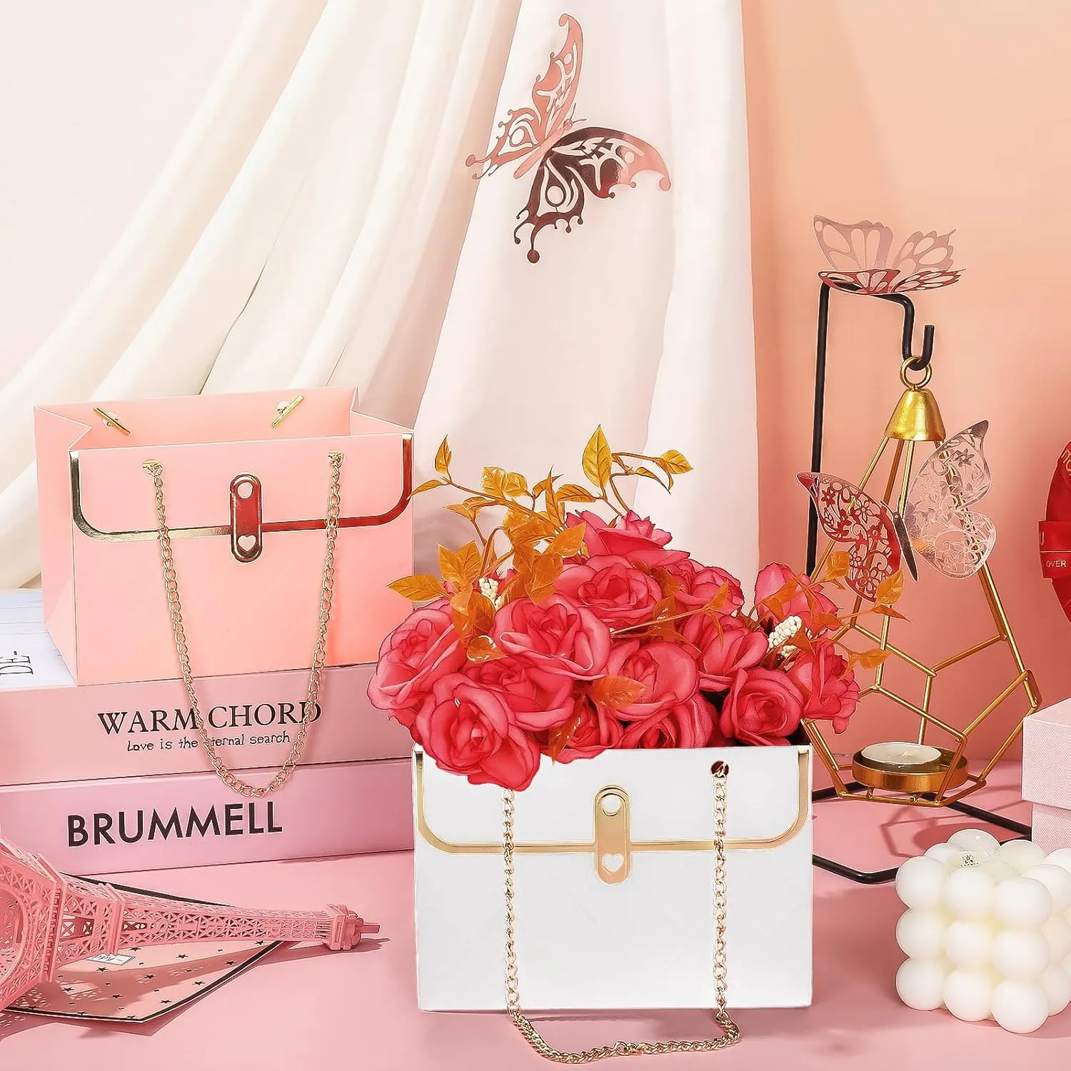 Whaline 6Pcs Pink White Paper Floral Bag with Metal Chain Bouquet Storage Bucket Florist Box Flower Bouquet Wrapping Basket Handbag for Mother's Day Wedding Birthday Party