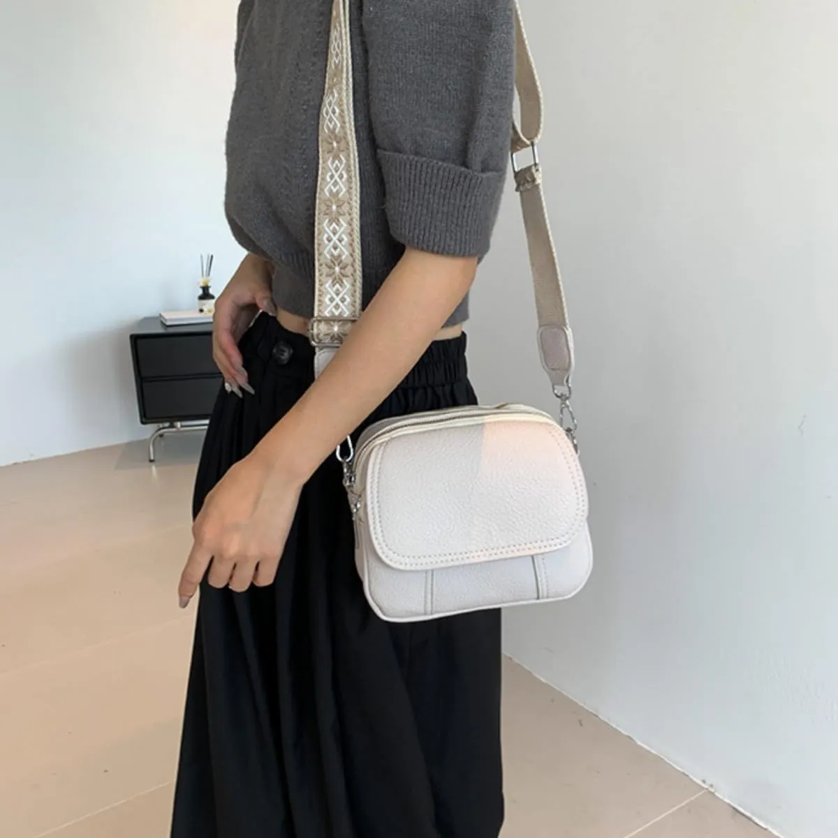 Women Small Crossbody Purse Fashion Lightweight Vegan Leather Handbags with Boho Strap Shoulder