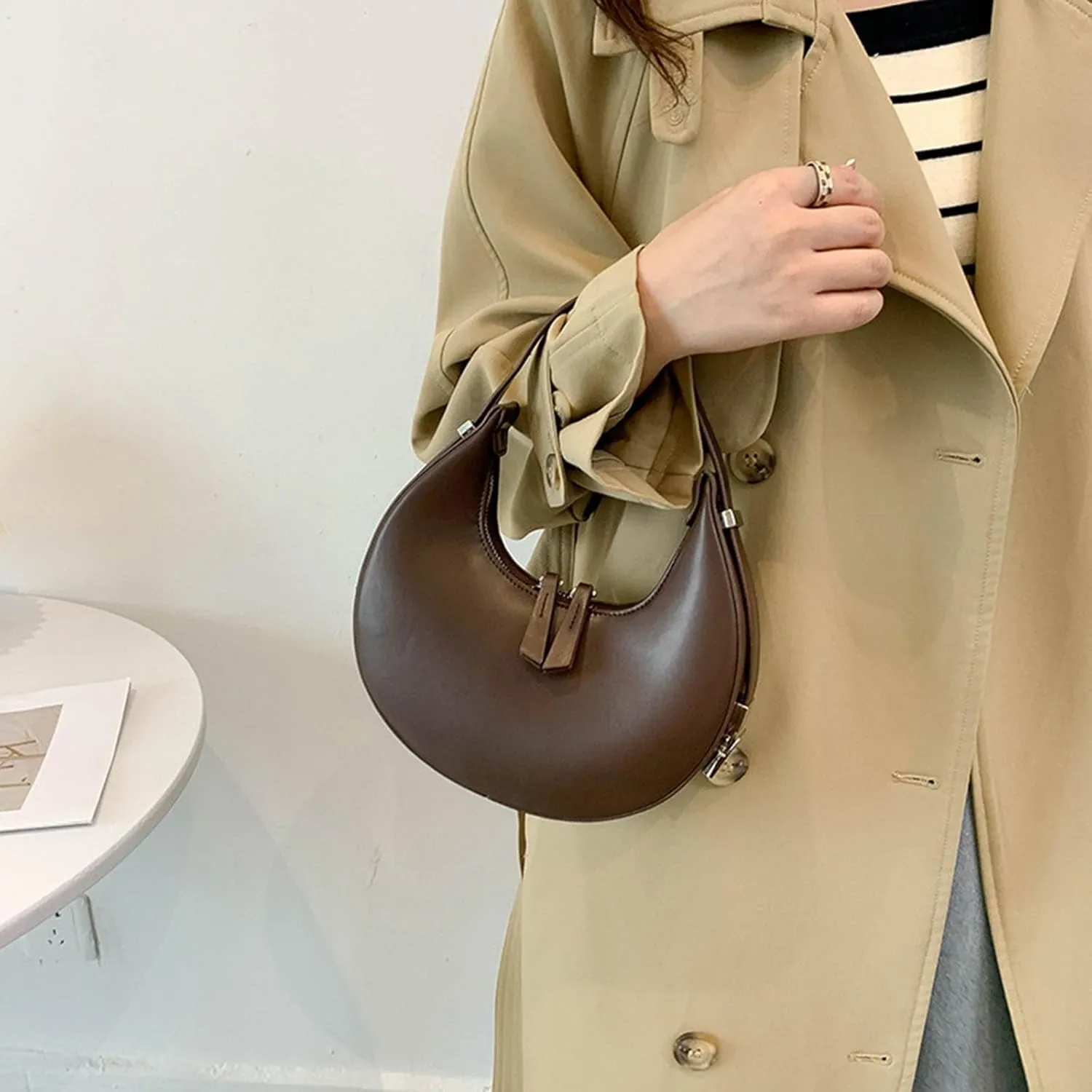 Women's Fashion Crescent Zipper Adjustable Backstrap Shoulder Bag Popular Leather Minimalist Texture Handbag
