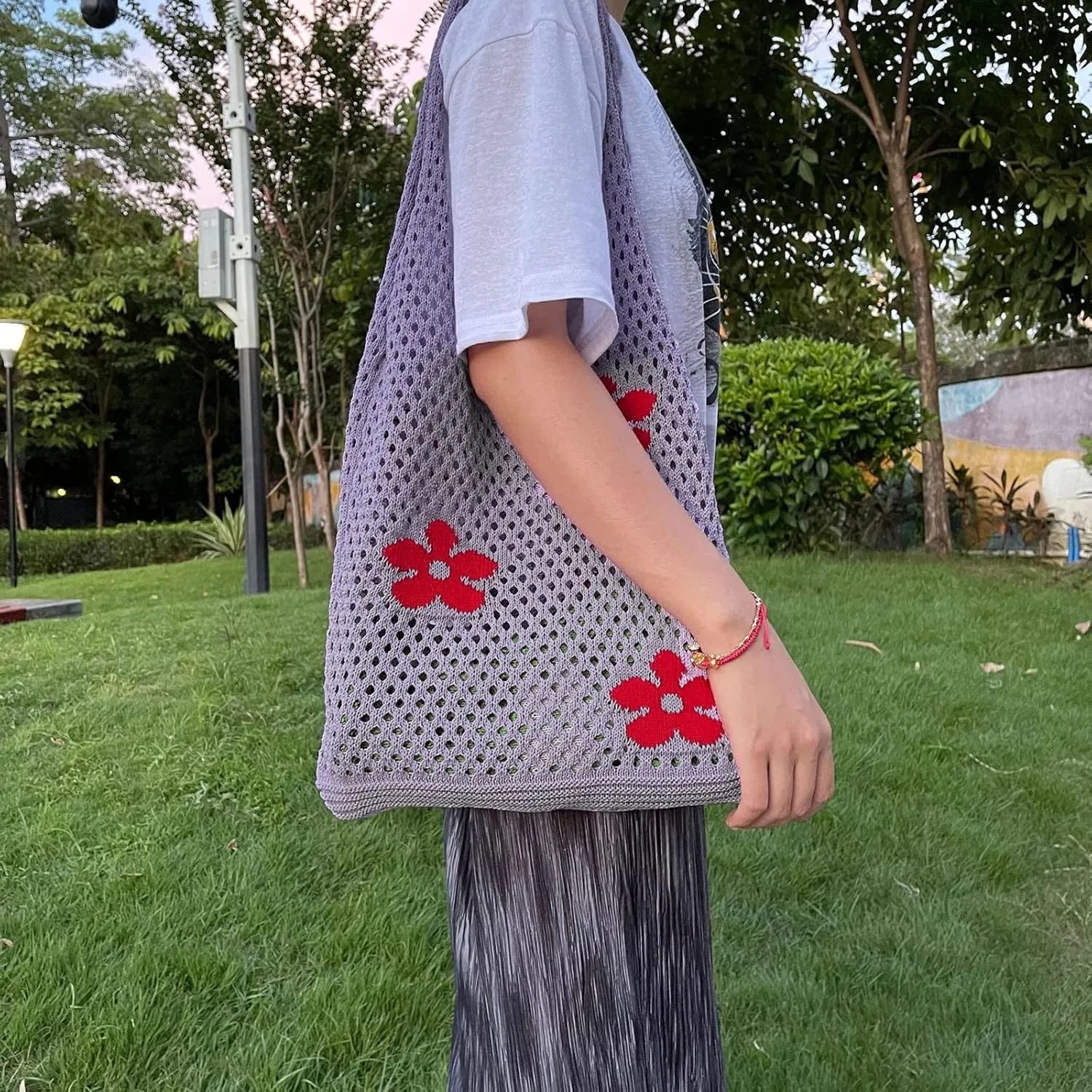 Women's New Japanese And Korean Tote Bag Flower Bag Knitted Mesh Hollow Shoulder Bags Shoulder Bags (A, One Size)