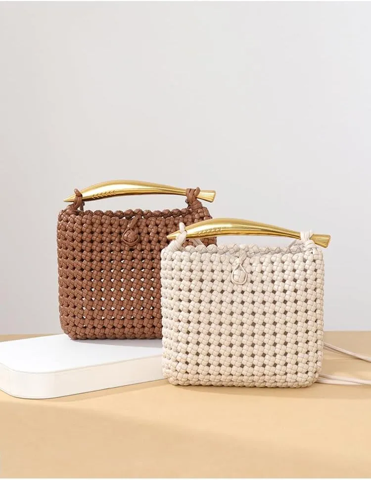 y2k Crossbody Bag Fashion Straw Shoulder Bag Classy Sling Purse Aesthetic Chic Designer Handbag Women Trendy Purse Bag (Beige)