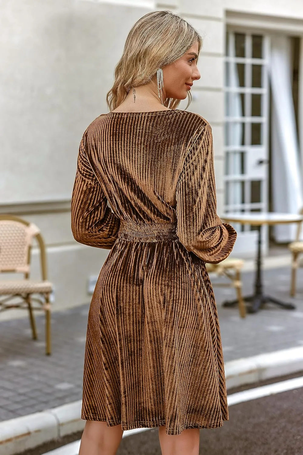 Zeagoo Womens Velvet Dress Sexy V-neck Long Sleeve Stretch Mini Party Cocktail Flared Dress